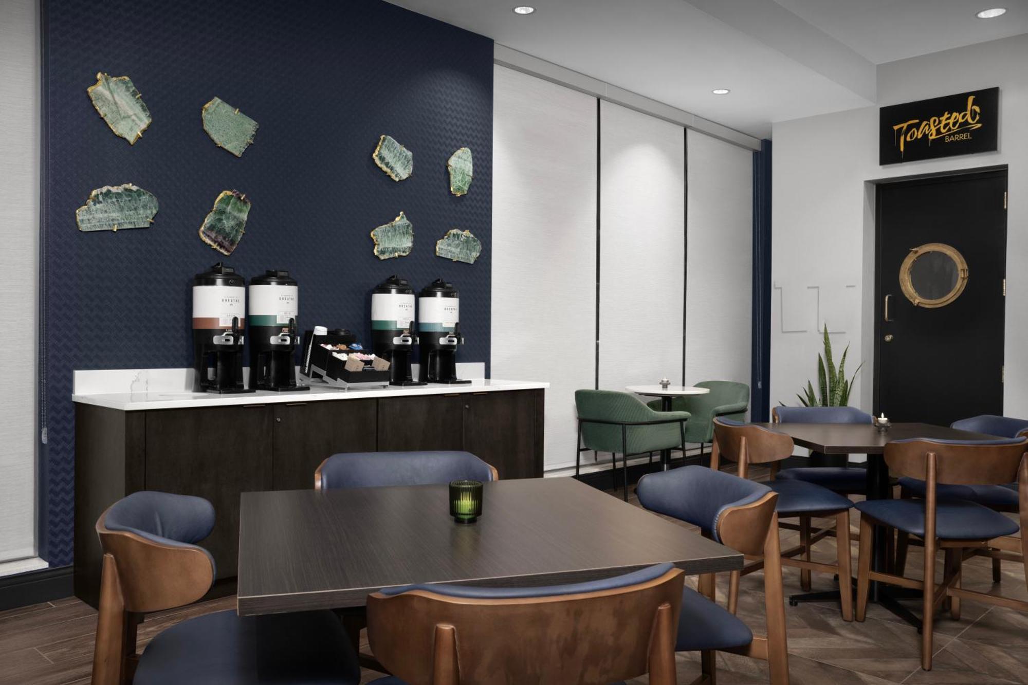 Springhill Suites By Marriott Savannah Downtown Historic District Bagian luar foto
