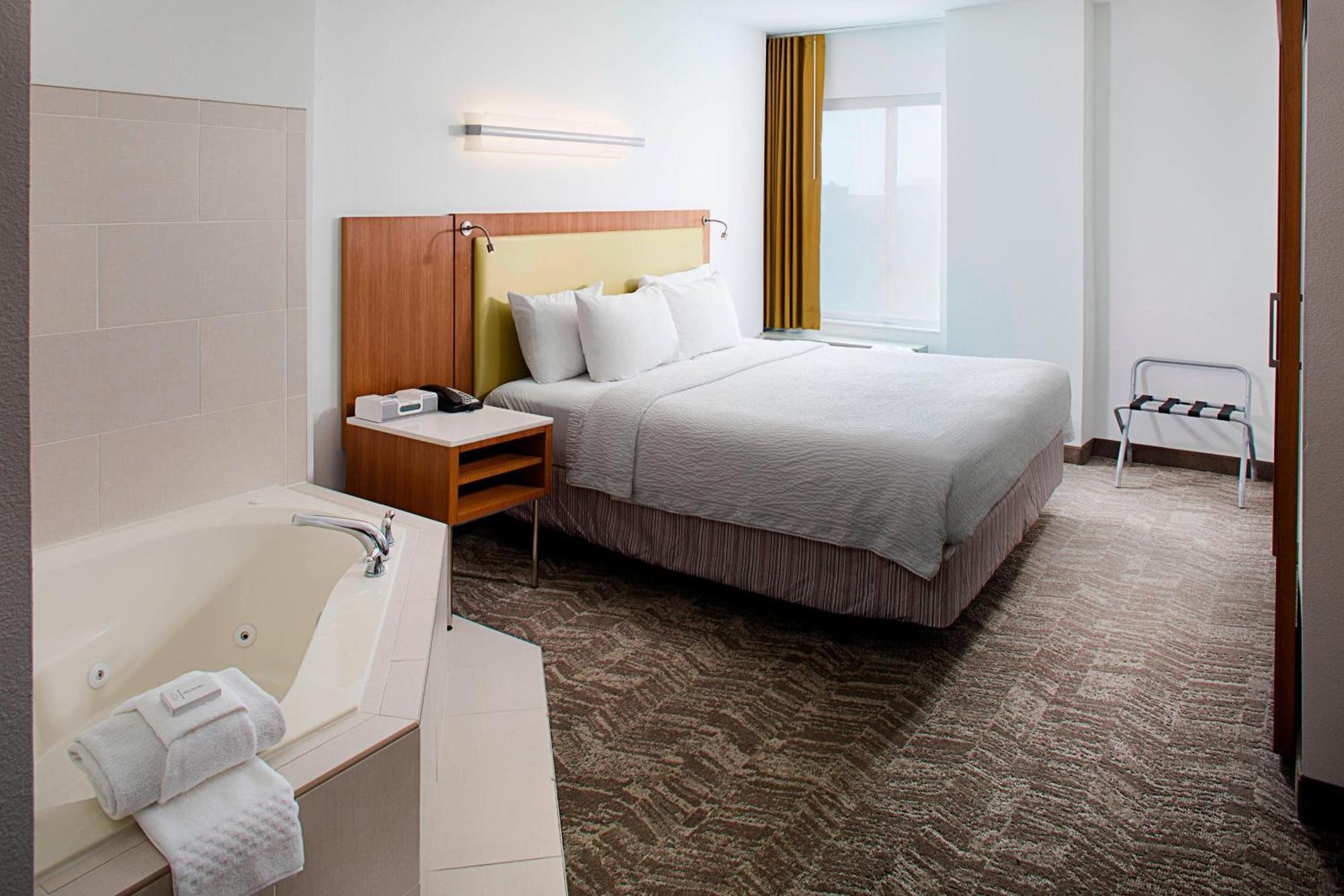 Springhill Suites By Marriott Savannah Downtown Historic District Bagian luar foto